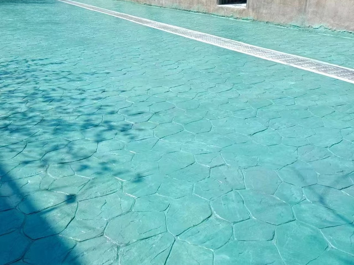 艺术压模地坪 - 合肥压花地坪施工案例：谋成地坪小区道路，仿石纹理压模混凝土防滑耐磨
