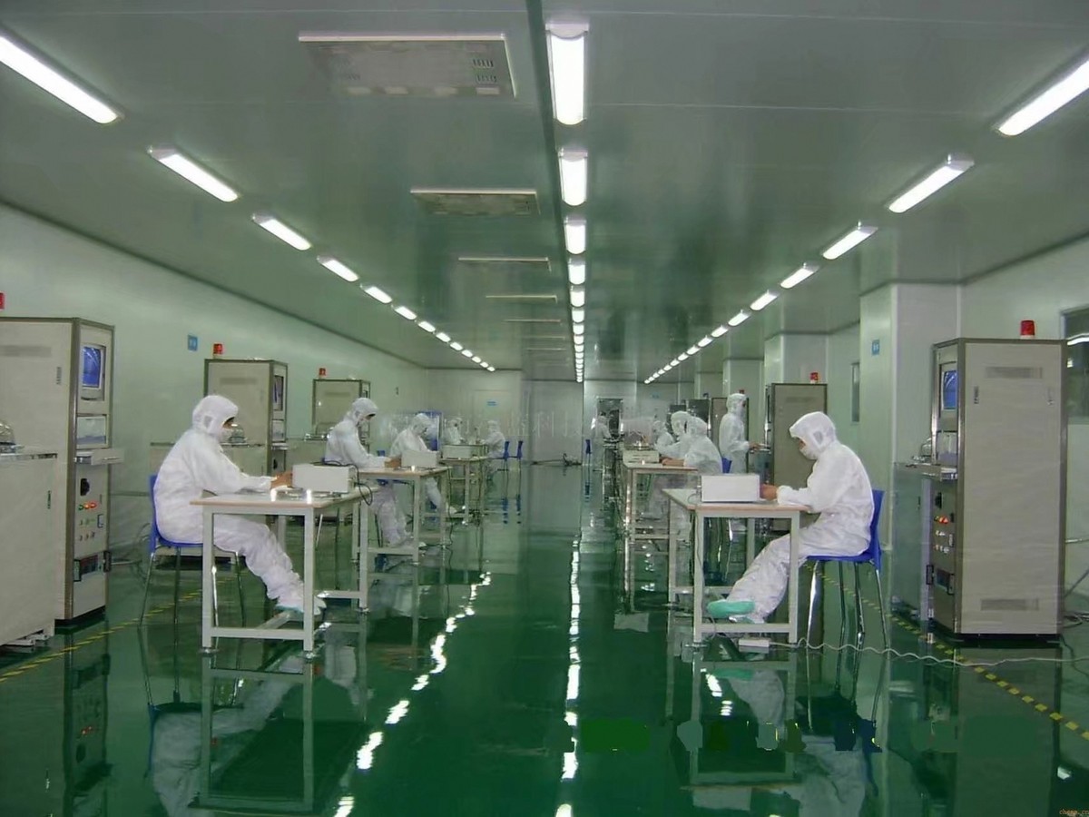环氧地坪漆 - 济南环氧地坪漆施工案例：谋成地坪地下车库，环氧树脂地坪漆。山东专业环氧地坪漆厂家