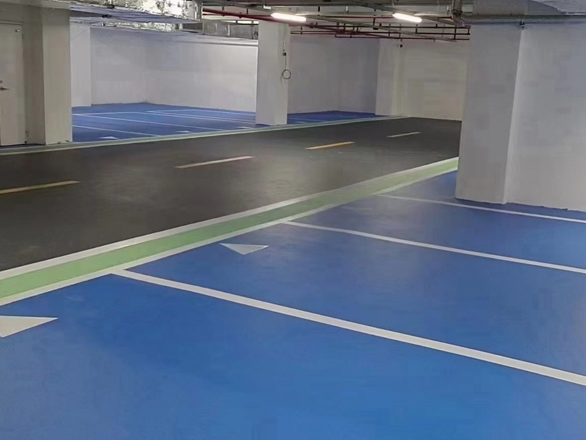 环氧地坪漆 - 济南环氧地坪漆施工案例：谋成地坪商场地面，环氧树脂地坪漆。山东专业环氧地坪漆厂家