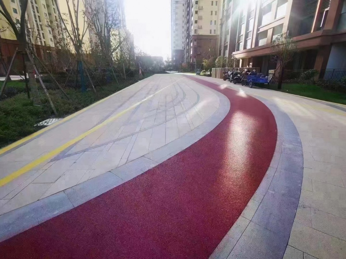 透水混凝土 - 黄石透水混凝土施工案例：谋成地坪小区道路，透水率≥2mm/s。湖北专业透水混凝土