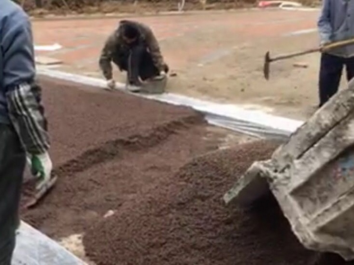 透水混凝土 - 济南透水混凝土施工案例：谋成地坪海绵城市道路，海绵城市指定工艺。山东专业透水混凝