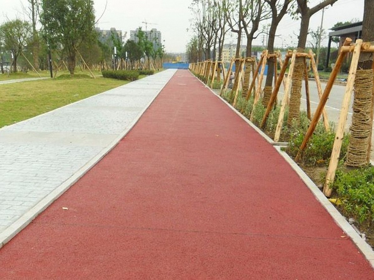 透水混凝土 - 南昌透水混凝土施工案例：谋成地坪停车场，雨天不积水。江西专业透水混凝土厂家，设计