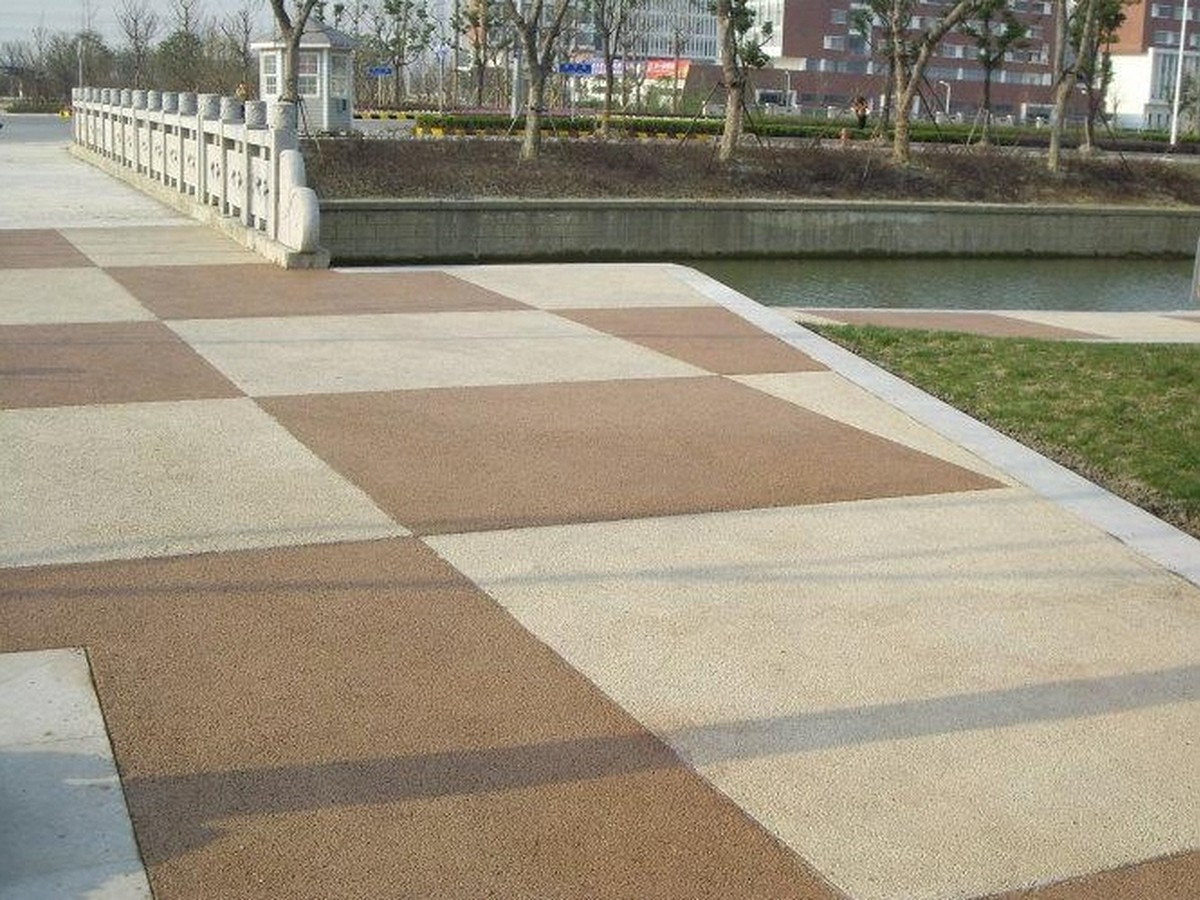 透水混凝土 - 武汉透水混凝土施工案例：谋成地坪公园步道，海绵城市指定工艺。湖北专业透水混凝土厂