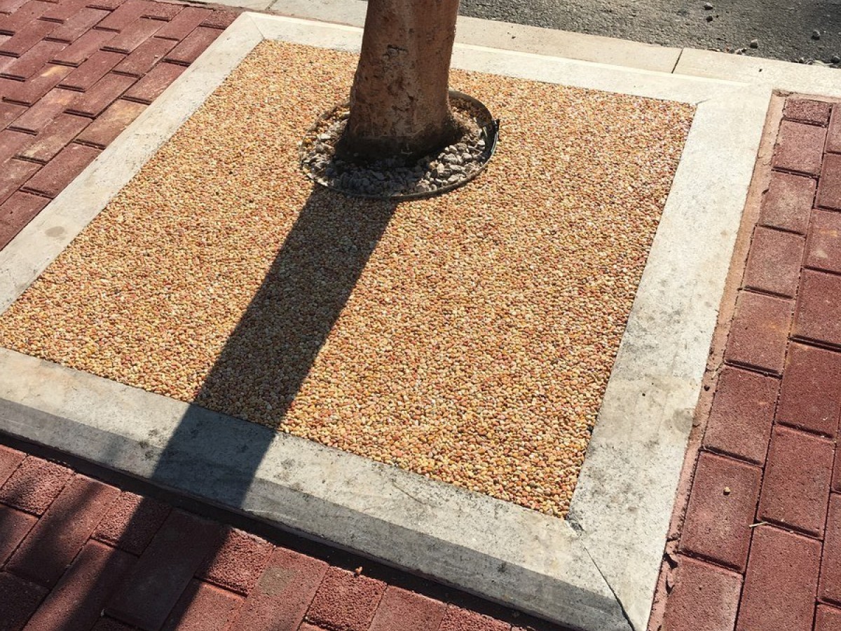 胶粘石 - 南昌胶粘石施工案例：谋成地坪园林道路，色彩自然。江西专业胶粘石厂家，设计施工一体