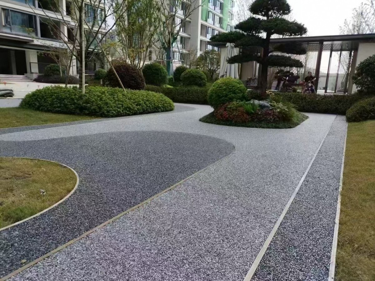 胶粘石 - 南昌胶粘石施工案例：谋成地坪园林道路，色彩自然。江西专业胶粘石厂家，设计施工一体