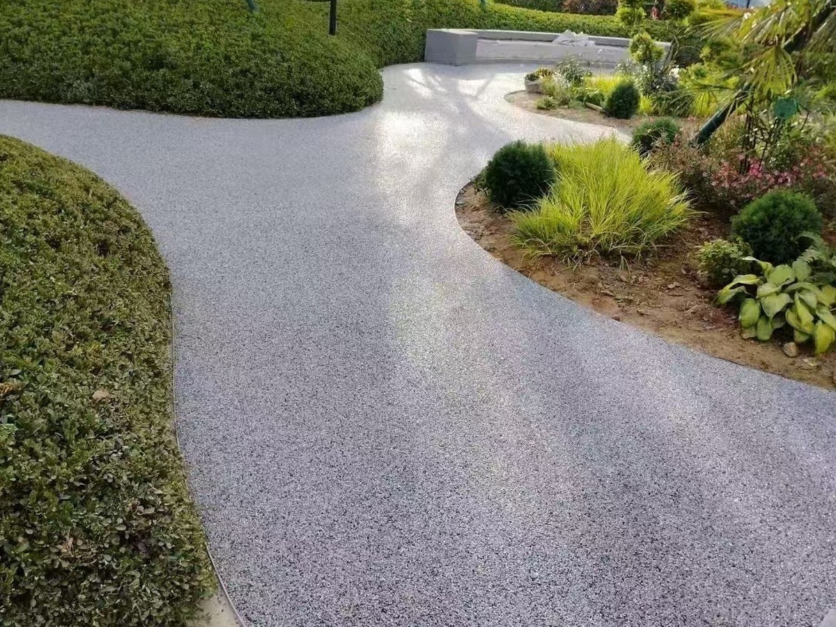 胶粘石 - 南京胶粘石施工案例：谋成地坪园林道路，天然石子+高分子胶粘剂。江苏专业胶粘石厂家