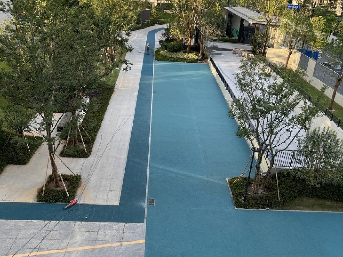 冷拌沥青 - 商丘冷拌沥青施工案例：谋成地坪景区道路，修补8小时通车。河南专业冷拌沥青厂家，设