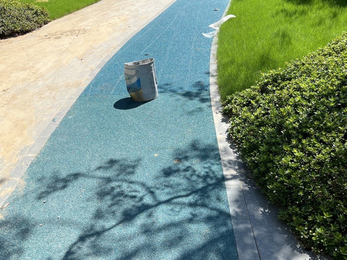冷拌沥青 - 武汉冷拌沥青施工案例：谋成地坪厂区道路，修补8小时通车。湖北专业冷拌沥青厂家，设