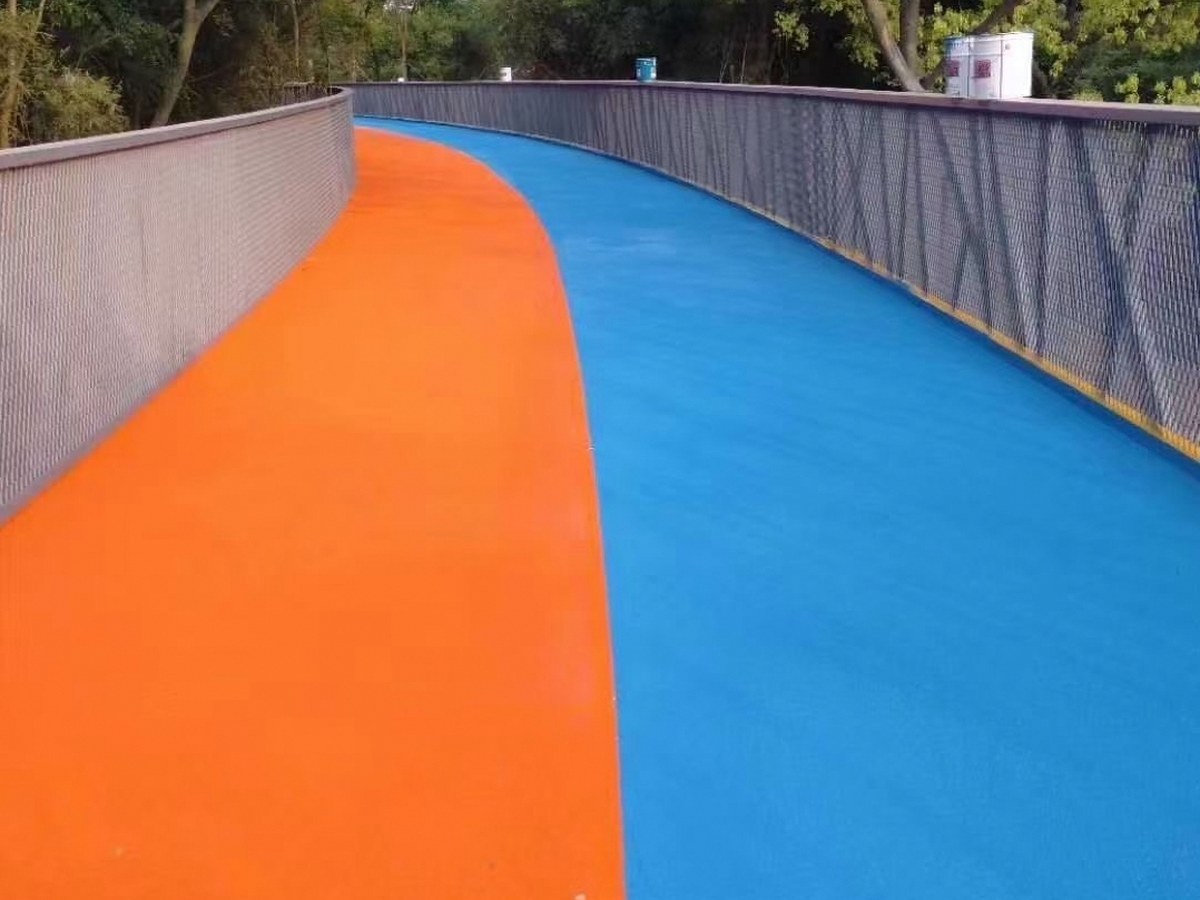 彩色防滑路面 - 杭州彩色防滑路面施工案例：谋成地坪小区道路，雨雪天不打滑。浙江专业彩色防滑路面厂