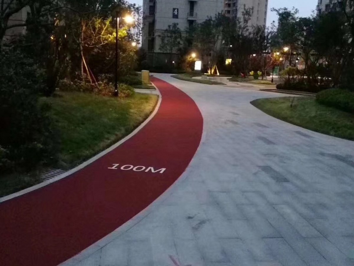 彩色防滑路面 - 宁波彩色防滑路面施工案例：谋成地坪景区道路，色彩持久10年不褪。浙江专业彩色防滑