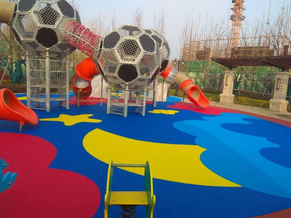 合肥塑胶地坪案例：谋成地坪塑胶篮球场