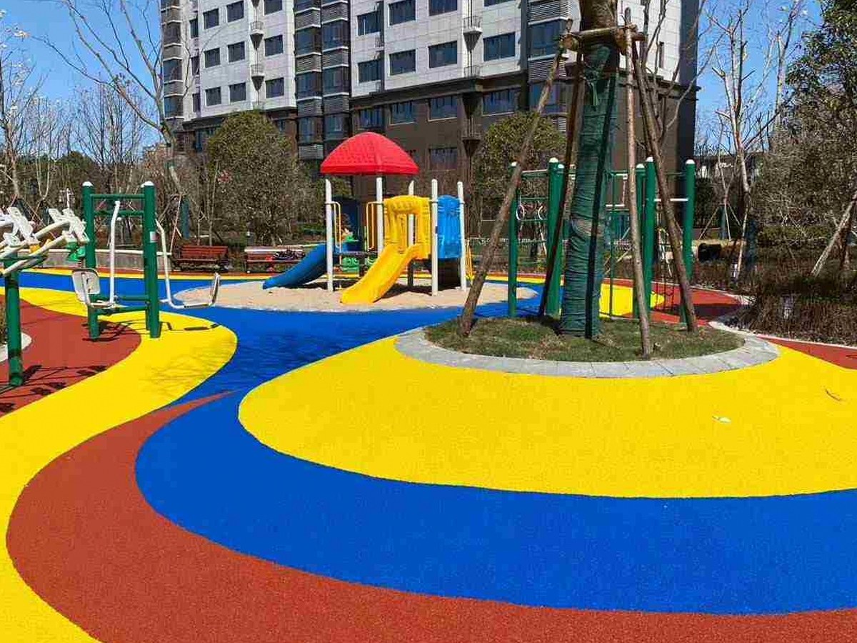 塑胶地坪 - 黄石塑胶地坪施工案例：谋成地坪运动场，弹性好防滑耐磨。湖北专业塑胶地坪厂家，设计