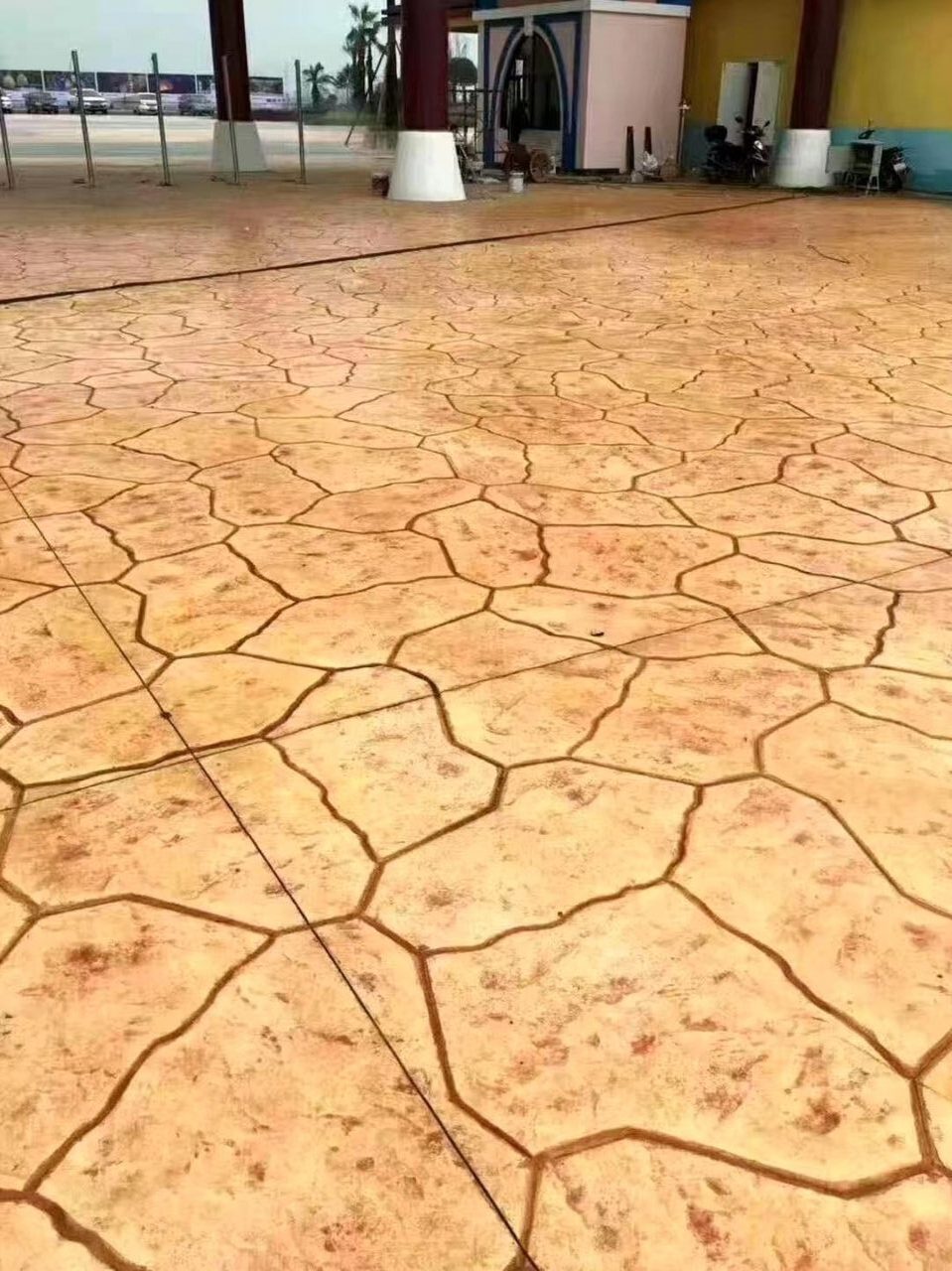 南通艺术压模地坪完工案例实拍 - 谋成地坪